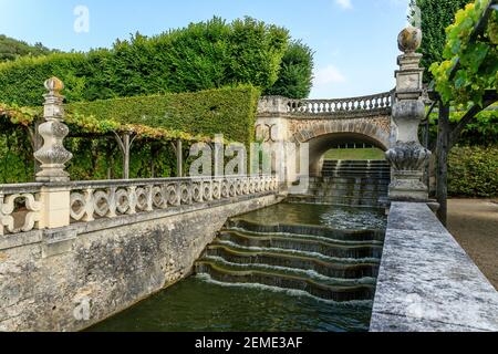 Francia, Indre et Loire, Valle della Loira dichiarata Patrimonio Mondiale dall'UNESCO, il castello e i giardini di Villandry, il Canal Grande // Francia, Indre-et- Foto Stock