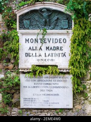 Roma, Italia - 05 ottobre 2018: Lapide commemorativa Garibaldi a Roma Foto Stock
