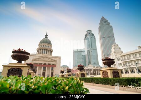 Piazza della Città e gli edifici storici, Tianjin, Cina. Foto Stock