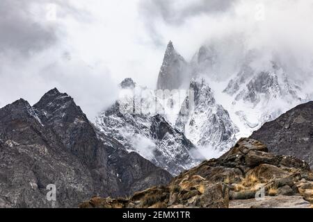 Karakoram montagna gamma Ultar picco lady vista dita Foto Stock