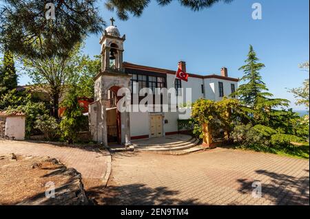 Istanbul, Turchia. 27 aprile 2016 Chiesa greco-ortodossa di Aya Yorgi, Buyukada, le Isole Principesse conosciute come Adalar nel mare di Marmara vicino Istanbul Foto Stock