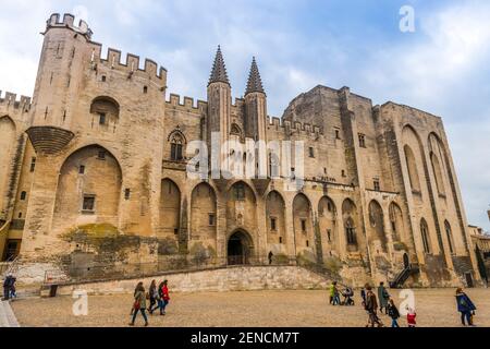 Palazzo dei Papi in inverno, ad Avignone, Provenza, Francia Foto Stock