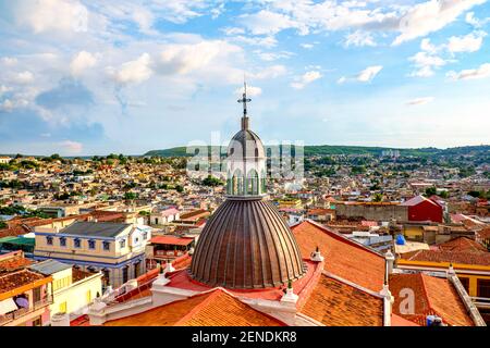 Veduta aerea di Santiago de Cuba. Foto Stock