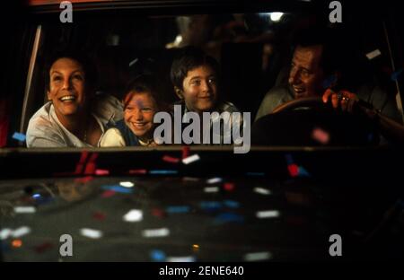 Il sarto di Panama anno : 2001 USA / Irlanda Direttore : John Boorman Jamie Lee Curtis, Lola Boorman, Daniel Radcliffe Foto Stock