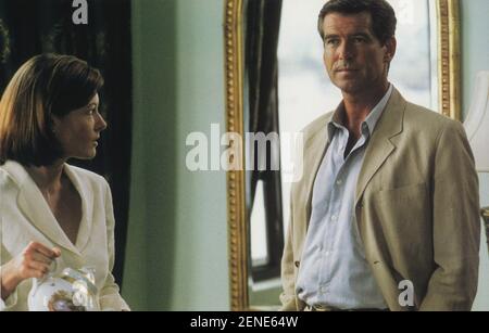 Il sarto di Panama anno : 2001 USA / Irlanda Direttore : John Boorman Pierce Brosnan Foto Stock