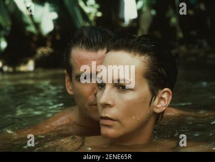 Il sarto di Panama anno : 2001 USA / Irlanda Direttore : John Boorman Pierce Brosnan, Jamie Lee Curtis Foto Stock