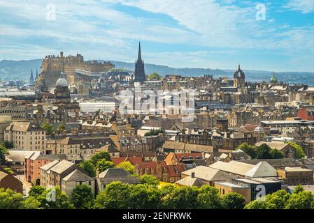 vista su edimburgo da arthur seat, scozia, regno unito Foto Stock