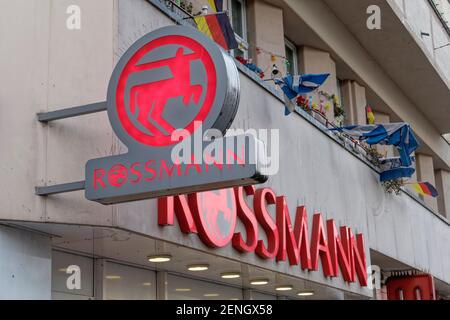 Rossmann Drogeriemarkt, Logo, Berlino, Germania Foto Stock