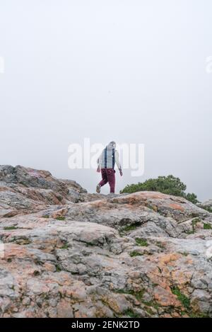 Pierre Berthuel / le Pictorium - nevicare ad Atene - 15/02/2021 - Grecia / Attica / Atene - il greco la capitale sta vivendo un'onda fredda e un Foto Stock