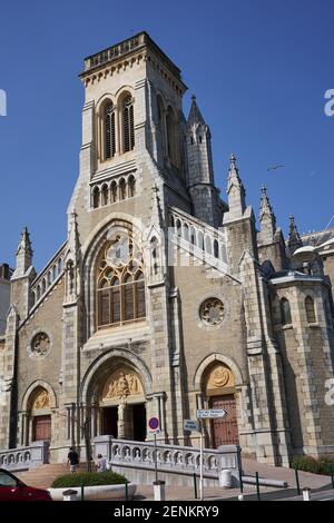 Biarritz, Francia - 24 luglio 2019 - Chiesa Sainte-Eugénie di Biarritz Foto Stock