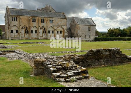 Abbazia di Muchelney sui livelli del Somerset, Regno Unito. Foto Stock