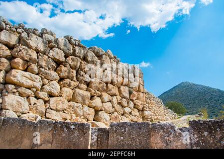 Mura ciclopee della cittadella di Micene. Sito archeologico di Micene nel Peloponneso Grecia Foto Stock