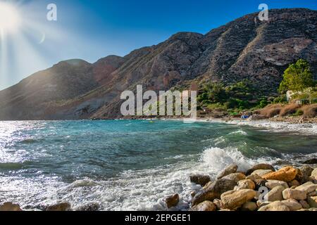 Costa di Almeria, Spagna. Nella baia di San Pedro possiamo vivere isolati dal mondo, con regolamenti proposti dai suoi abitanti liberi. Foto Stock