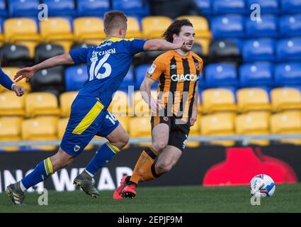 Londra, Regno Unito. 27 Feb 2021. Lewie Coyle of Hull City FC durante la partita EFL Sky Bet League 1 tra AFC Wimbledon e Hull City a Plough Lane, Londra, Inghilterra, il 27 febbraio 2021. Foto di Steve Ball. Solo per uso editoriale, è richiesta una licenza per uso commerciale. Nessun utilizzo nelle scommesse, nei giochi o nelle pubblicazioni di un singolo club/campionato/giocatore. Credit: UK Sports Pics Ltd/Alamy Live News Foto Stock