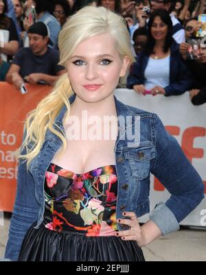 Toronto, Canada. 10 settembre 2013. TORONTO, ON - SETTEMBRE 09: Abigail Bressin partecipa al 'Agosto: Osage County' Premiere alla Roy Thomson Hall il 9 settembre 2013 a Toronto, Canada.3 a Toronto, Canada. ( Credit: Storms Media Group/Alamy Live News Foto Stock