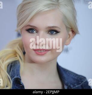 Toronto, Canada. 10 settembre 2013. TORONTO, ON - SETTEMBRE 09: Abigail Bressin partecipa al 'Agosto: Osage County' Premiere alla Roy Thomson Hall il 9 settembre 2013 a Toronto, Canada.3 a Toronto, Canada. ( Credit: Storms Media Group/Alamy Live News Foto Stock