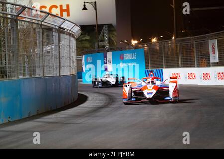 Riyadh, Arabia Saudita. 27 Feb 2021. 94 durante l'ePrix di Diriyah 2021, 2° appuntamento del Campionato del mondo di Formula e 2020–21, sul circuito di Riyadh Street dal 25 al 27 febbraio, a Riyadh, Arabia Saudita - Photo Grégory Lenenmand / DPPI Credit: DPPI Media/Alamy Live News Foto Stock