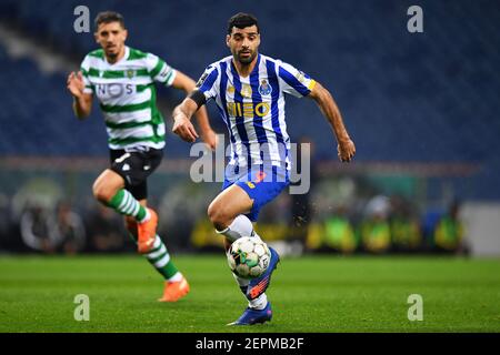 27 febbraio 2021; Stadio Dragao, Porto, Portogallo; Campionato Portoghese 2020/2021, FC Porto contro Sporting; Mehdi Taremi del FC Porto Foto Stock