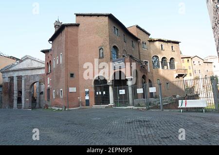 Porticus Octaviae (portico di ottavia), Roma Foto Stock