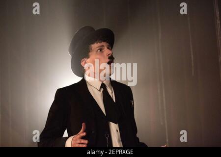 JESSE EISENBERG in RESISTANCE (2020), diretto da JONATHAN JAKUBOWICZ. Credit: PANTALEON FILM / Album Foto Stock