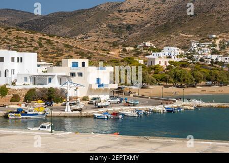 Isola di Sikinos, un paradiso appartato nelle Cicladi. L'isola si trova tra iOS e Folegandros. Grecia Foto Stock