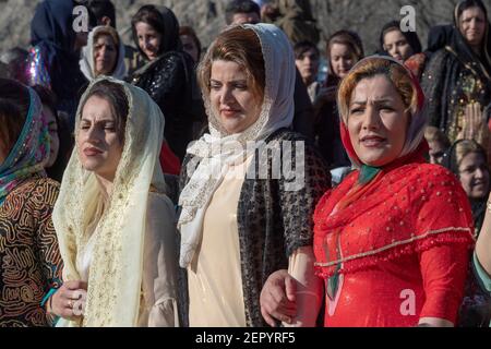 Nowruz festeggiamenti nei pressi di Biakara, distretto di Marivan, Kurdistan, Iran Foto Stock