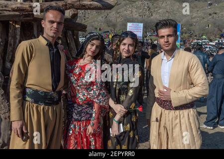 Nowruz festeggiamenti nei pressi di Biakara, distretto di Marivan, Kurdistan, Iran Foto Stock