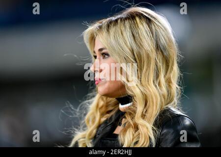 Diletta Leotta Presentatrice Televisiva Italiana Durante Hellas Verona ...