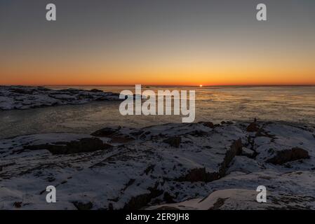 Tramonto freddo in inverno in Svezia Foto Stock