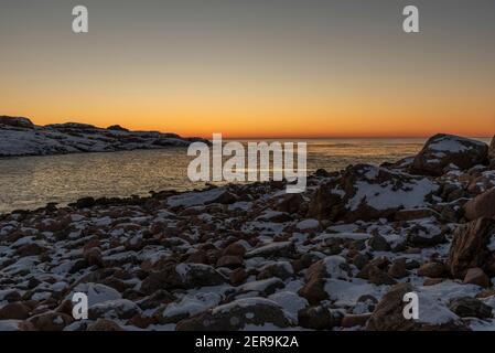 Tramonto invernale al mare di Skagerrak in Svezia Foto Stock