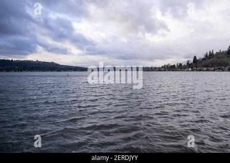 Il Lake Sammamish state Park è un parco situato all'estremità meridionale del lago Sammamish, nella contea di King, Washington, Stati Uniti. Il parco è amministrato dalla WAS Foto Stock