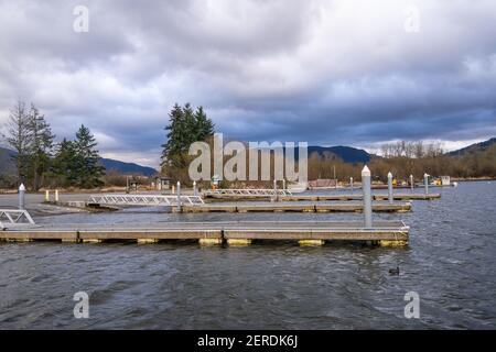 Il Lake Sammamish state Park è un parco situato all'estremità meridionale del lago Sammamish, nella contea di King, Washington, Stati Uniti. Il parco è amministrato dalla WAS Foto Stock