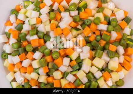 Macedonia insalata, macedoine de legumes, insalata mista di verdure, cucina francese Foto Stock