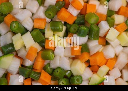 Macedonia insalata, macedoine de legumes, insalata mista di verdure, cucina francese Foto Stock