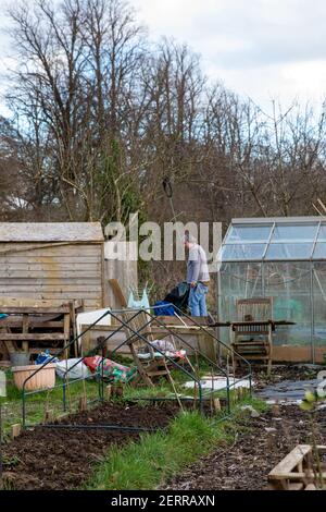 Cardiff, Galles. 22 Febbraio 2021. Nella foto è raffigurata la Pontcana Permanent Allotments. Regno Unito Meteo. Spazi verdi gallesi Foto Stock