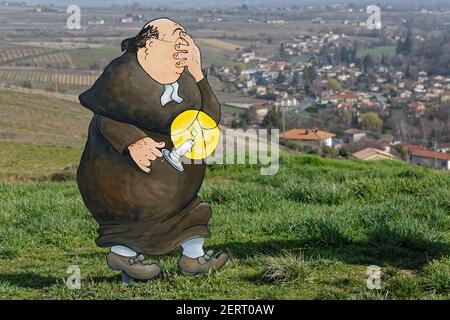 VAUX, FRANCIA, 24 febbraio 2021 : il villaggio fu fonte di ispirazione per il romanzo 'Clochemerle' nel 1937, pubblicato anche in un'edizione illustrata da A. Foto Stock