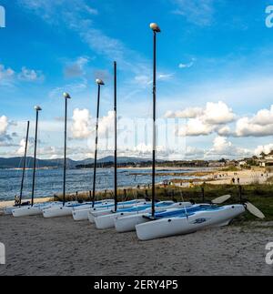 tramonto vicino alla spiaggia in galizia Foto Stock