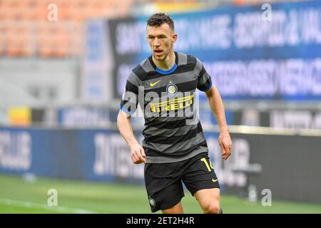 Milano, Italia. 28 febbraio 2021. Ivan Perisic (14) di Inter Milan ha visto nella serie UNA partita tra Inter Milano e Genova a Giuseppe Meazza a Milano. (Foto: Gonzales Photo - Tommaso Fimiano). Foto Stock