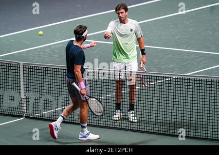 Rotterdam, Paesi Bassi. 01 Marzo 2021. ROTTERDAM, PAESI BASSI - 1 MARZO: Nikoloz Basilashvili della Georgia, Cameron Norrie della Gran Bretagna durante il 48e ABN AMRO World Tennis Tournament a Rotterdam Ahoy il 1 marzo 2021 a Rotterdam, Paesi Bassi (Foto di Henk Seppen/Orange Pictures) Credit: Orange Pics BV/Alamy Live News Foto Stock