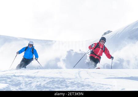 Sci di fondo e freeriding nella regione del Monte Bianco Foto Stock