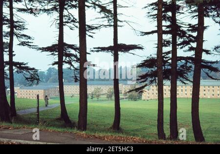 1979 Nottingham University Campus Nottingham England - vista di Derby Hall amd Lincoln Hall, entrambi gli Student Halls of Residence attraverso la Nottingham University Downs University of nottingham campus Nottingham University Inghilterra GB UK Europa Foto Stock