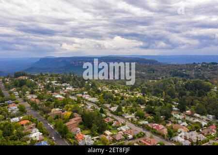 Vista aerea della Valle di Jamison a Katoomba nel Blue Mountains nella regione del nuovo Galles del Sud in Australia Foto Stock