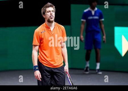 ROTTERDAM, PAESI BASSI - 1 MARZO: Sander Arends dei Paesi Bassi che mostra la propria lingua durante il 48e ABN AMRO World Tennis Tournament a Rotterdam Foto Stock