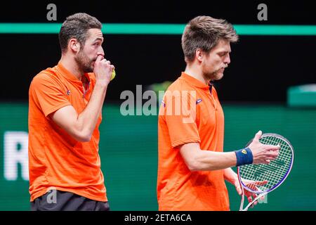 ROTTERDAM, PAESI BASSI - 1 MARZO: David Pel dei Paesi Bassi, Sander Arends dei Paesi Bassi durante il 48e ABN AMRO World Tennis Tournament A. Foto Stock