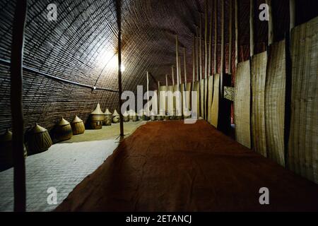 Tradizionale capanna reale rwanda presso il museo etnografico di Huye, Ruanda. Foto Stock