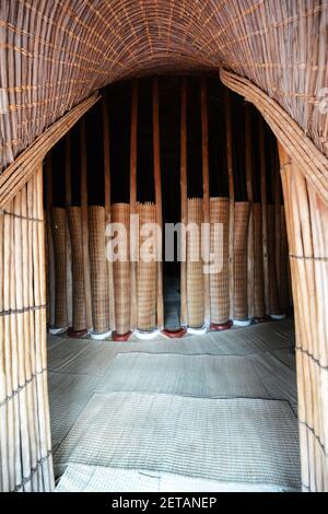 Tradizionale capanna reale rwanda presso il museo etnografico di Huye, Ruanda. Foto Stock