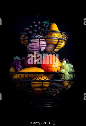 Cesto di frutta Foto Stock