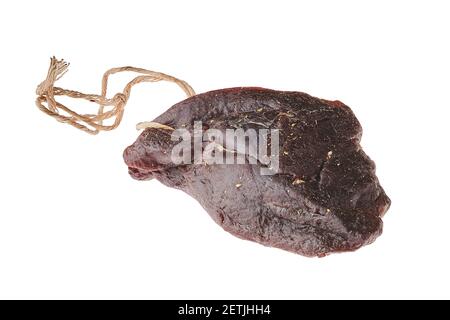 Vista dall'alto di cervi essiccati a scatti o carne di cervo di cervo isolata su sfondo bianco Foto Stock