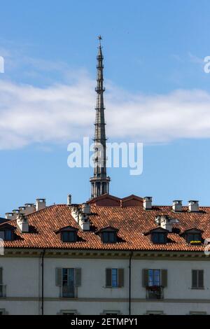 Torino, Italia. 29 Apr 2019. Piemonte, Torino. Mole Antonelliana Credit: Agenzia fotografica indipendente/Alamy Live News Foto Stock