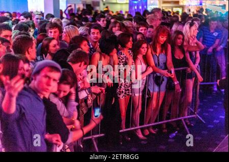 Brighton, 28 ottobre 2010: I Clubbers si godono una serata fuori al nightclub Oceana di Brighton Foto Stock